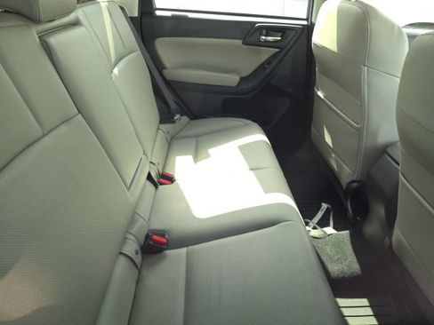 Used 2017 Subaru Forester 2.5i Limited w/ Popular Package #2 AWD/4WD image 4