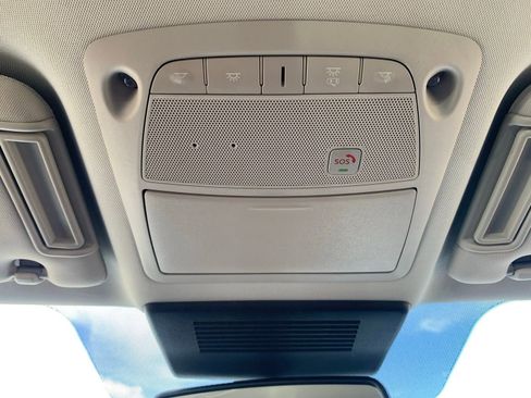 Used 2023 Nissan Armada SV image 22