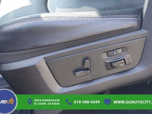 Used 2015 RAM 1500 Laramie w/ Convenience Group RWD image 16