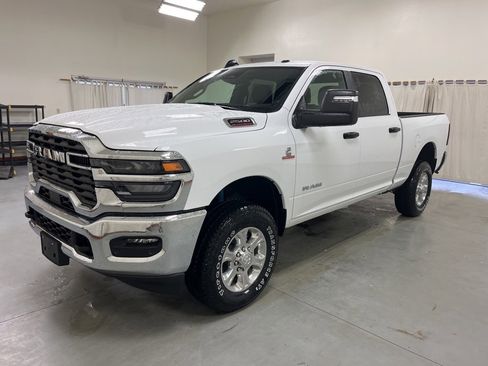 New 2025 RAM 2500 Big Horn image 4