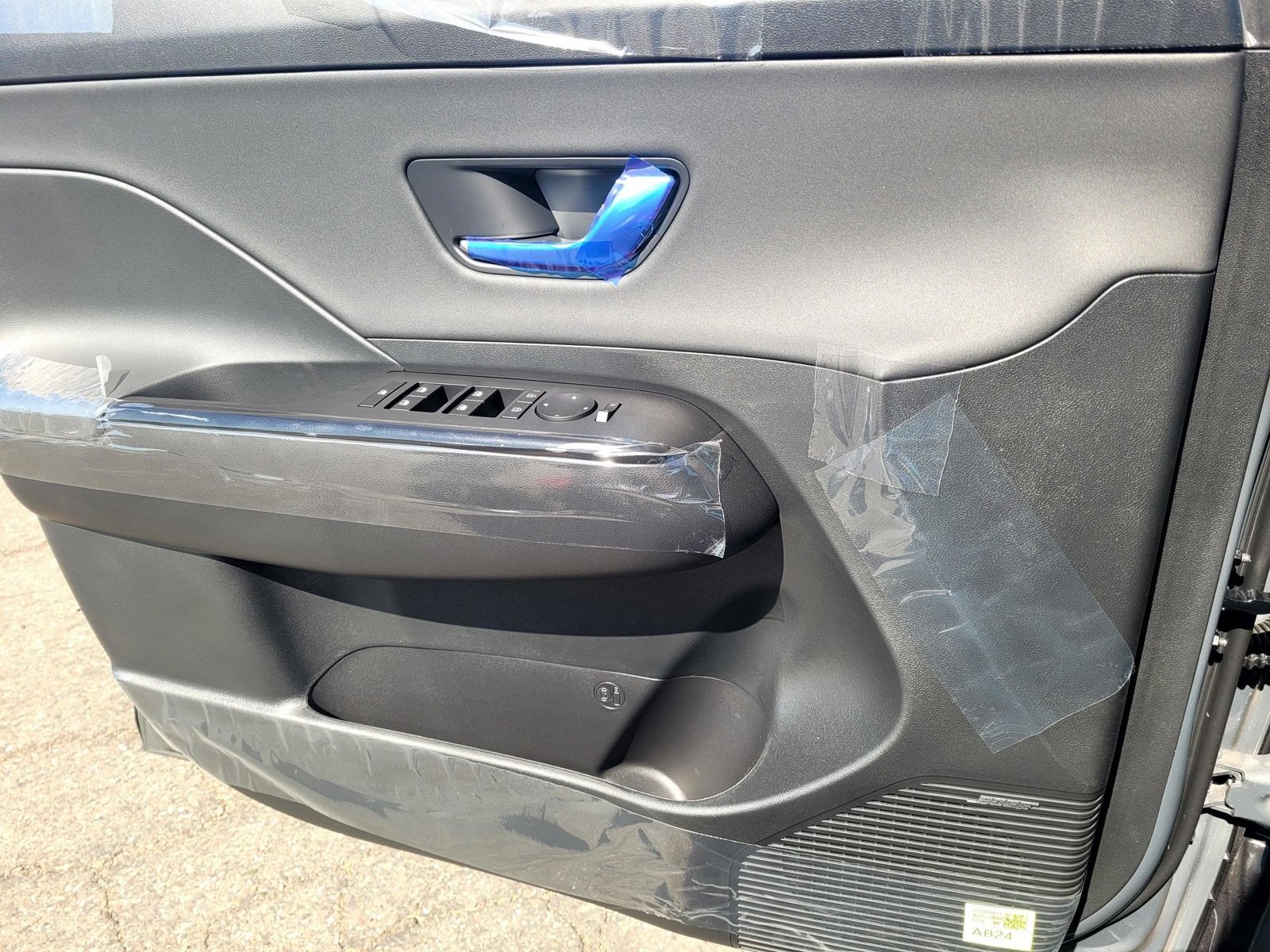 New 2026 Hyundai Kona Limited FWD image 16