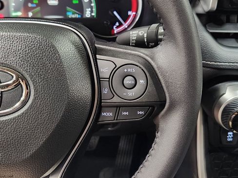 Used 2024 Toyota RAV4 XLE Premium FWD image 50