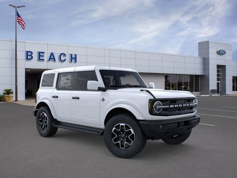 New 2026 Ford Bronco Outer Banks AWD/4WD image 7