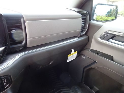 New 2026 Chevrolet Silverado 1500 LTZ w/ Technology Package AWD/4WD image 27