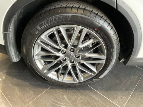Certified 2024 Acura MDX SH-AWD w/ Advance Package image 8