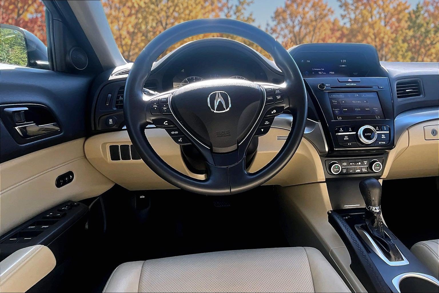 Used 2017 Acura ILX FWD image 6