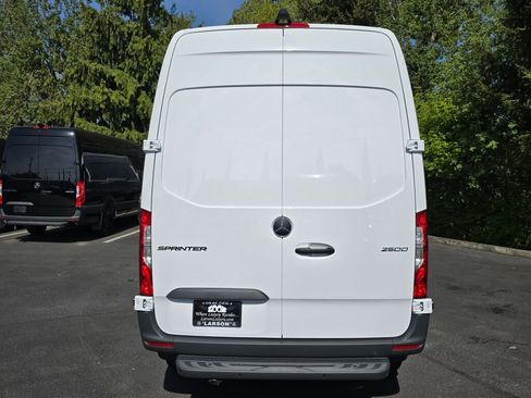 New 2025 Mercedes-Benz Sprinter 2500 image 5