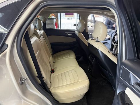 Used 2017 Ford Edge SEL w/ Equipment Group 201A image 25