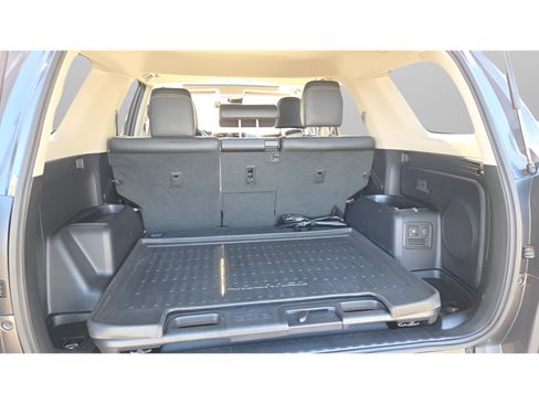 Used 2022 Toyota 4Runner Limited image 11