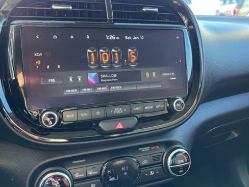 Used 2023 Kia Soul GT-Line FWD image 41
