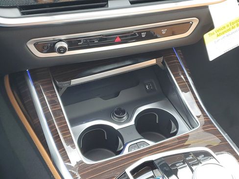 New 2026 BMW X7 xDrive40i w/ Executive Package image 18