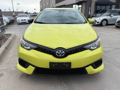 Used 2018 Toyota Corolla iM image 6