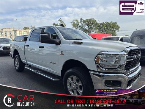 Used 2024 RAM 2500 Big Horn AWD/4WD image 1