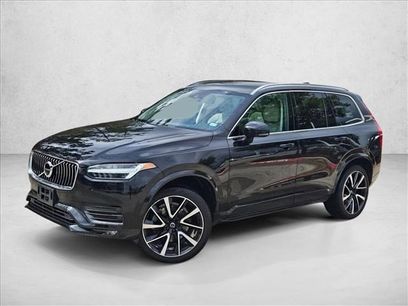 Used 2021 Volvo XC90 T6 Momentum w/ Climate Package