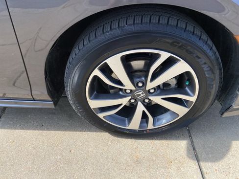 Used 2022 Honda Odyssey Touring image 32