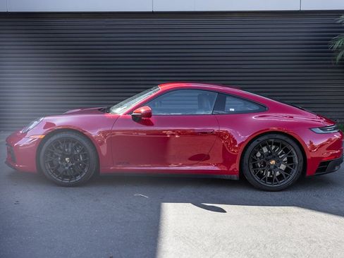 Used 2024 Porsche 911 Carrera GTS RWD image 2