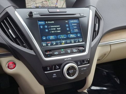 Used 2020 Acura MDX w/ Technology Package image 17