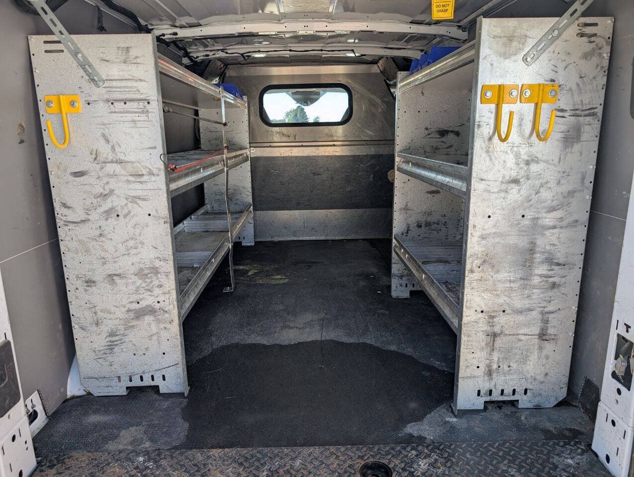 Used 2018 Ford Transit 250 130 Low Roof RWD image 7