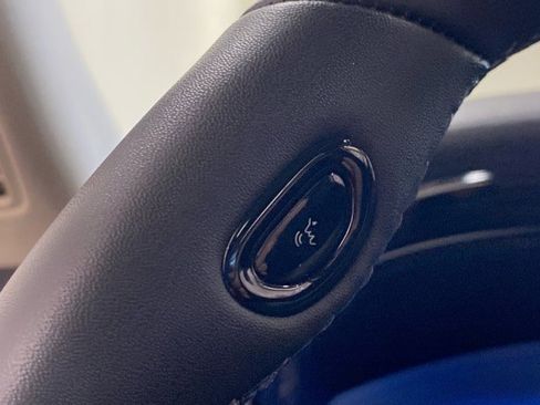 Certified 2023 Lincoln Corsair AWD w/ Equipment Group 102A image 18