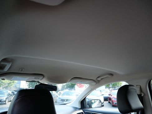 Used 2022 Ford Edge SEL w/ Convenience Package AWD/4WD image 26
