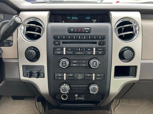 Used 2010 Ford F150 XLT image 25