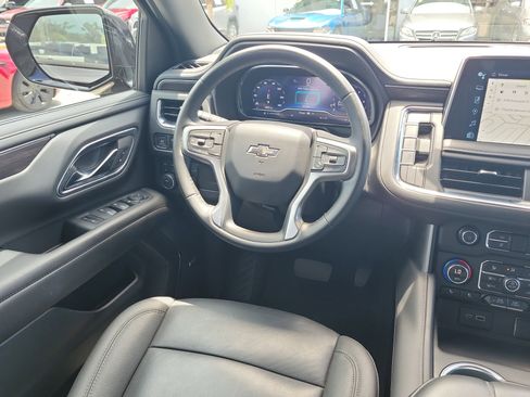 Used 2024 Chevrolet Tahoe Z71 AWD/4WD image 18