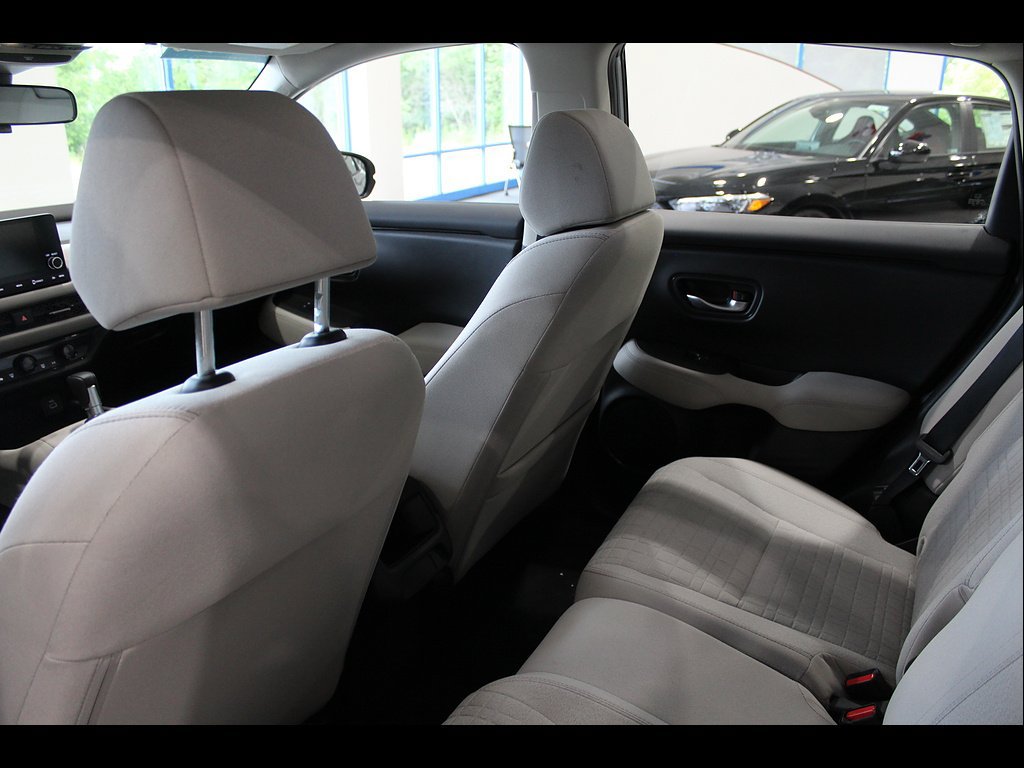Certified 2023 Honda HR-V LX image 16