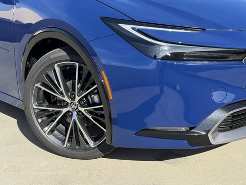 New 2026 Toyota Prius XLE image 10