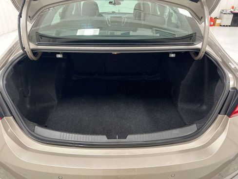 Used 2025 Chevrolet Malibu LT FWD image 23