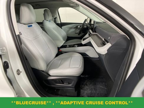 New 2026 Ford Explorer Platinum w/ LUX Leather Package image 8