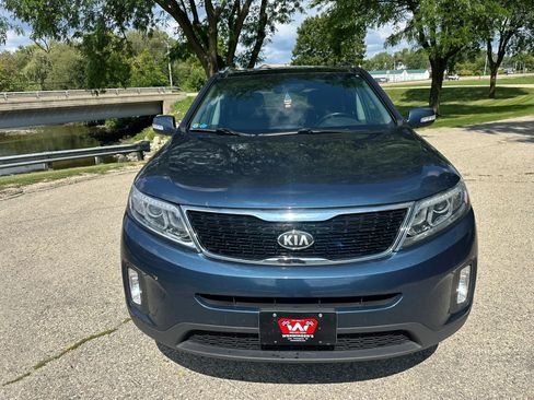 Used 2014 Kia Sorento EX w/ EX V6 Touring Package FWD image 3