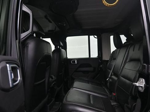 Used 2021 Jeep Wrangler Unlimited Sahara w/ Cold Weather Group AWD/4WD image 11
