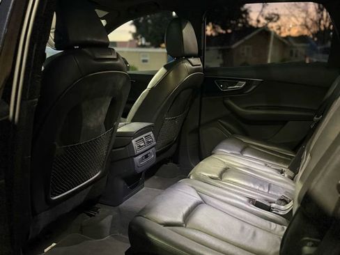 Used 2017 Audi Q7 3.0T Premium image 9