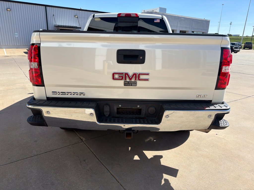 Used 2015 GMC Sierra 1500 SLT w/ SLT Crew Cab Value Package AWD/4WD image 4