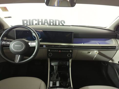 Used 2026 Hyundai Tucson SEL FWD image 10