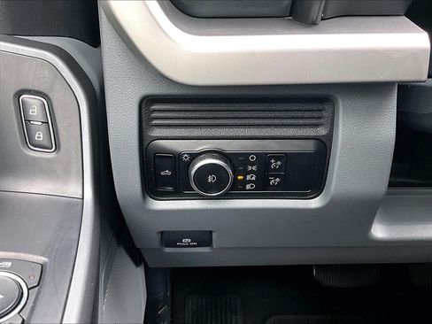 Used 2025 Ford F250 XLT AWD/4WD image 34