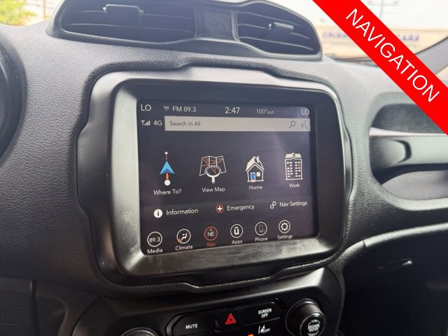Used 2023 Jeep Renegade Latitude AWD/4WD image 32