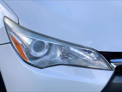 Used 2015 Toyota Camry XLE image 25