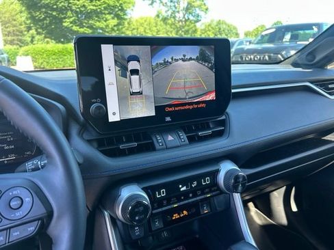Used 2025 Toyota RAV4 XSE w/ Advanced Technology Package AWD/4WD image 26