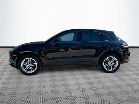 Used 2024 Porsche Macan image 4