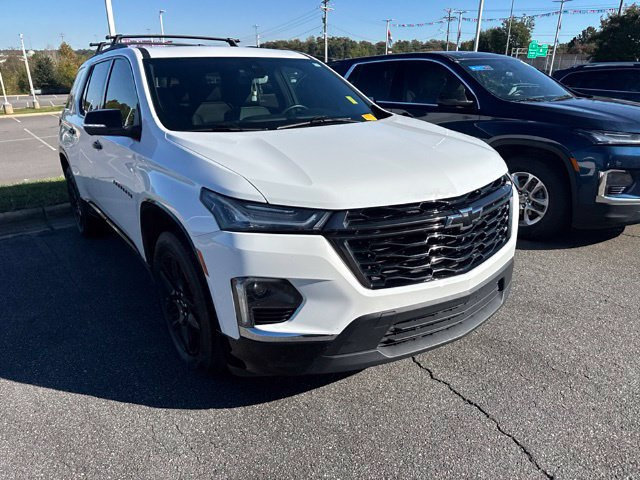 Used 2023 Chevrolet Traverse Premier w/ Redline Edition FWD image 3