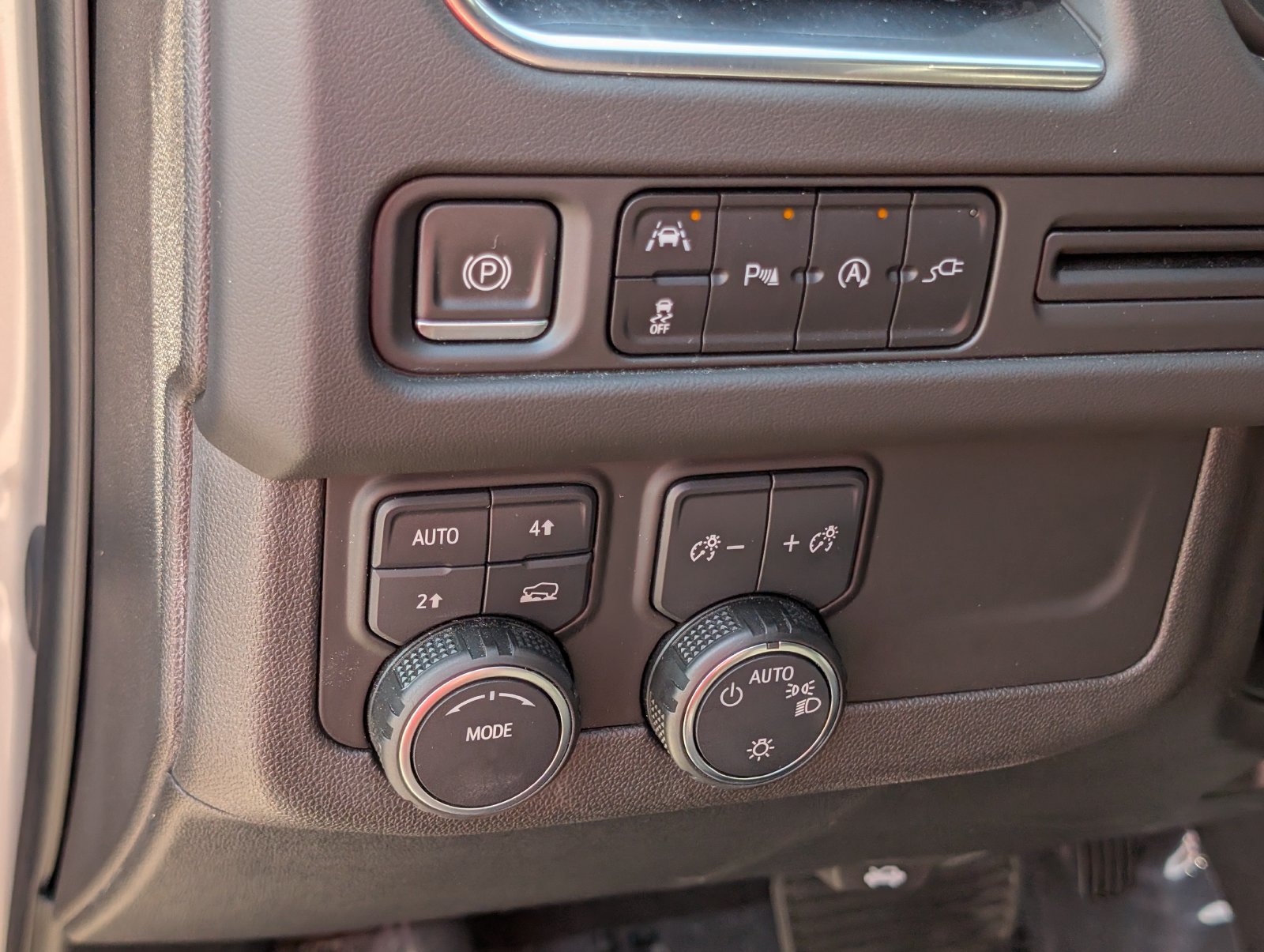 Used 2022 Chevrolet Tahoe LS AWD/4WD image 23