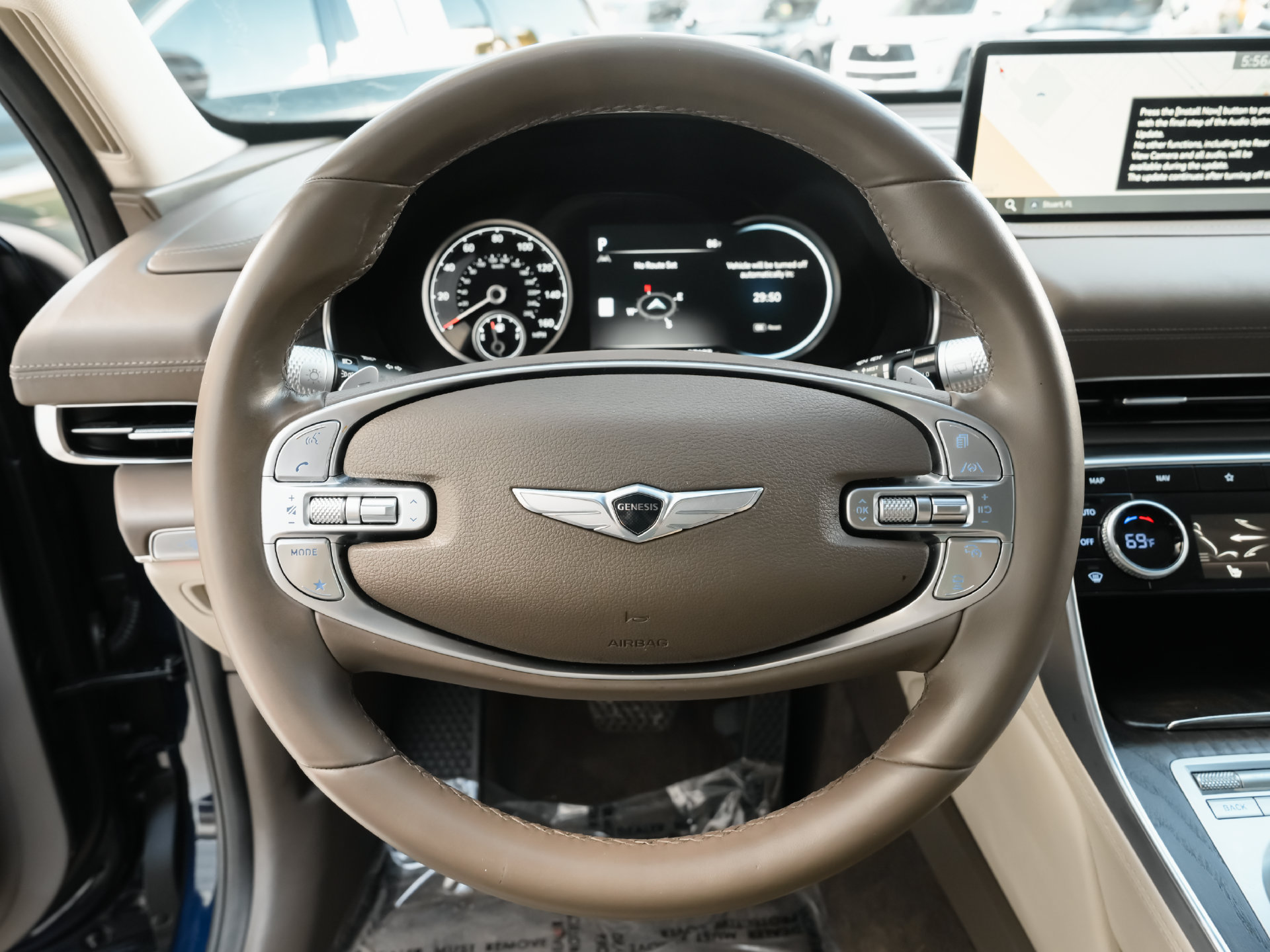 Used 2024 Genesis GV80 2.5T AWD/4WD image 9