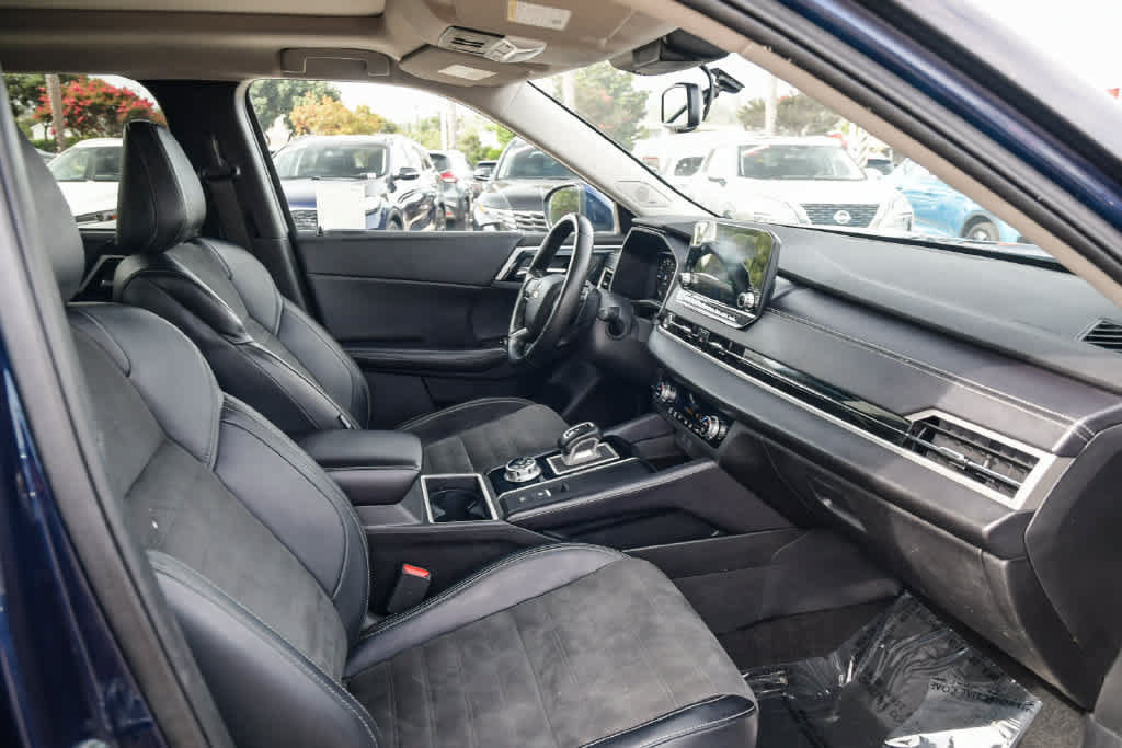 Used 2023 Mitsubishi Outlander SE FWD image 15