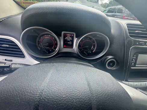 Used 2016 Dodge Journey SXT w/ Blacktop Package image 13