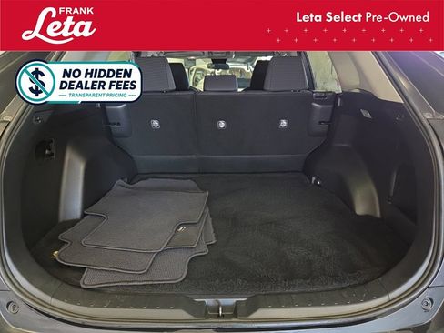 Used 2019 Toyota RAV4 LE FWD image 21
