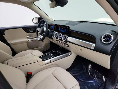 New 2026 Mercedes-Benz GLB 250 image 19