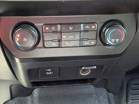 Used 2020 Ford F450 XL w/ Power Equipment Group image 13