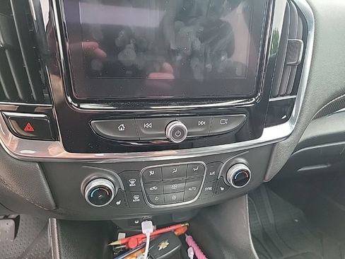 Certified 2023 Chevrolet Traverse RS w/ LPO, Floor Liner Package AWD/4WD image 37