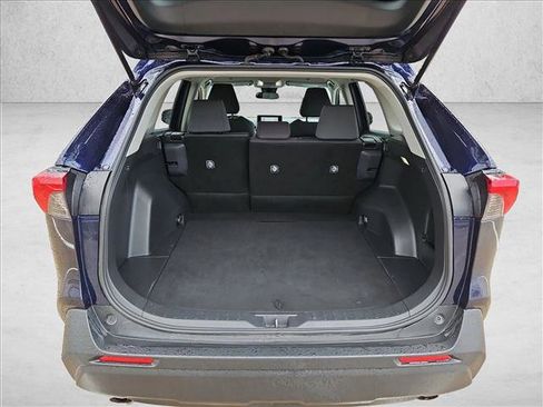 Used 2025 Toyota RAV4 XLE AWD/4WD image 6